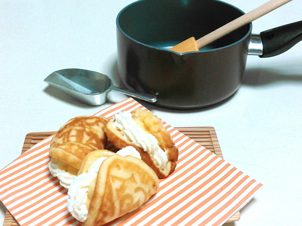 ケーキ・スイーツ[おうちカフェ]レッスン：ザ・昭和のソフトワッフル